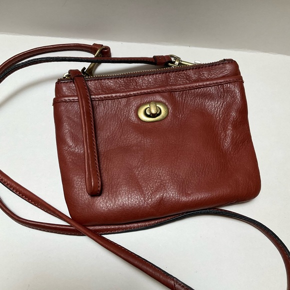Margot New York Handbags - MARGOT New York Small Crossbody BROWN LEATHER Wristlet 3 in 1 Belt Bag Clutch